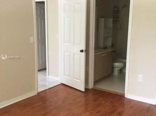 6762 NW 182nd St APT 101, Hialeah, FL 33015