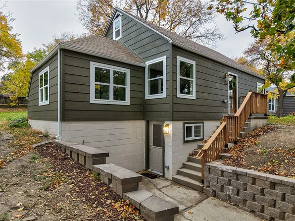 1304 62nd St, Des Moines, IA 50311