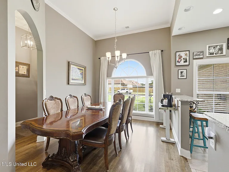 5353 Keating Dr — Photo 13
