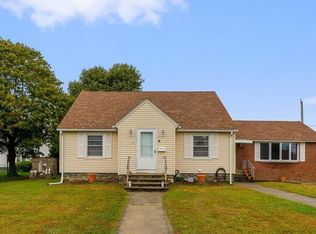 5 Amanola Ave, Worcester, MA 01604