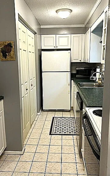 48 Quidnet Ct #48 — Photo 7