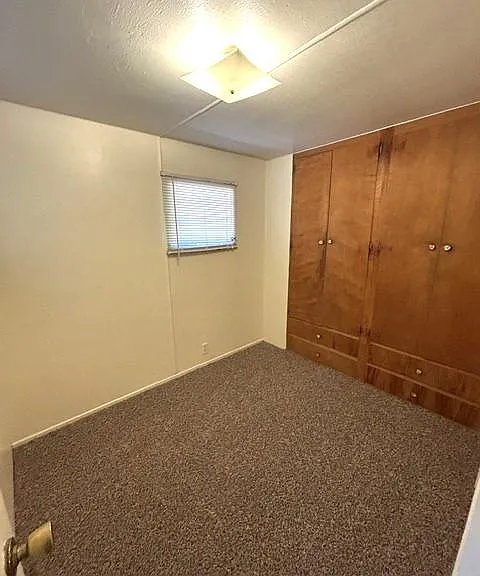 1074 W Johnston Ave — Photo 10