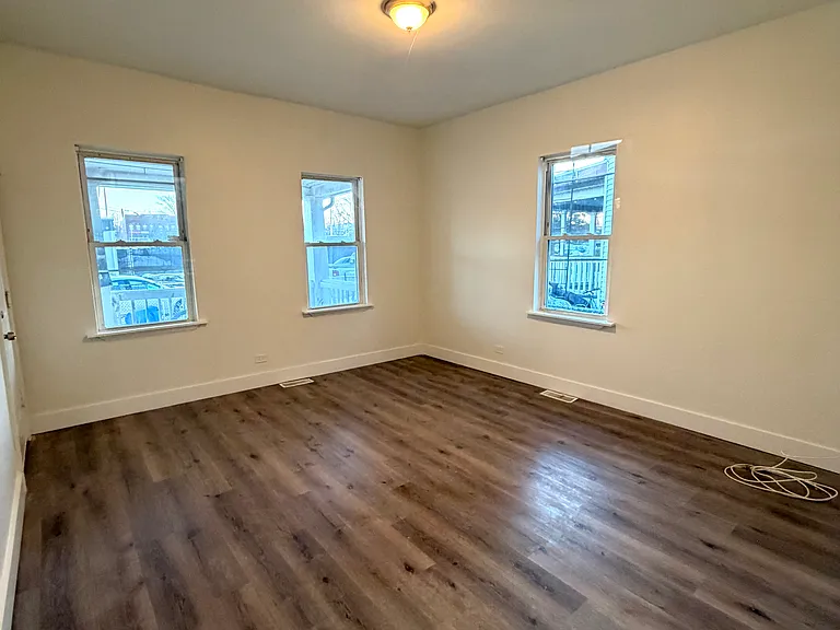 217 Union Ave #1 — Photo 7