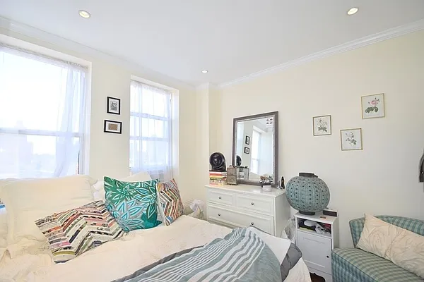 Rented by Voro New York | media 6