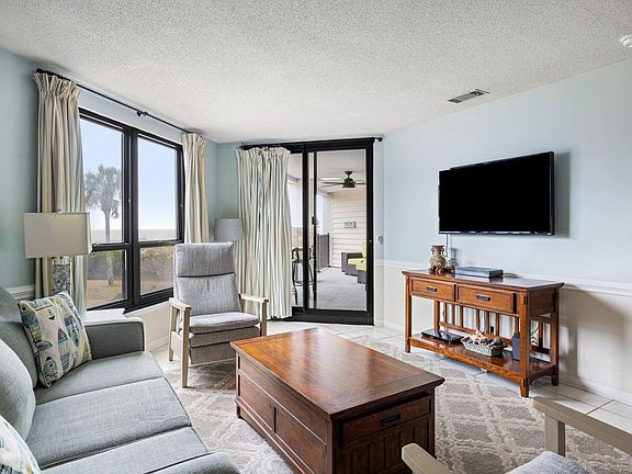 4th image of 8000 Palmetto Dr APT 103A