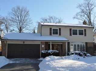 5 E Cedar St, Arlington Heights, IL 60005