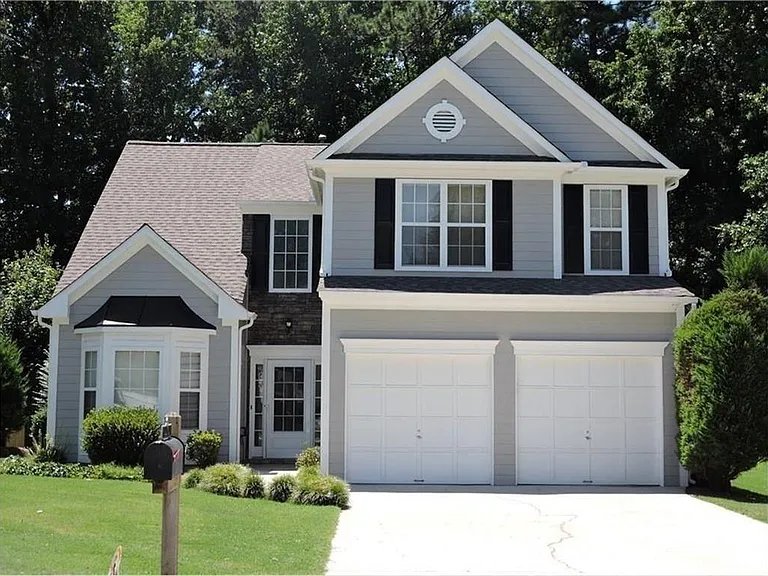 1795 Stoneoak Cir — Photo 1