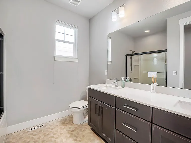 23641 SE 269th Ct — Photo 25