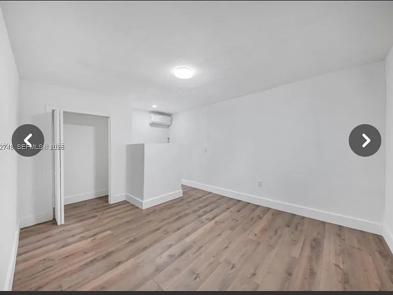 6911 NW 4th Ct #6915 — Photo 5