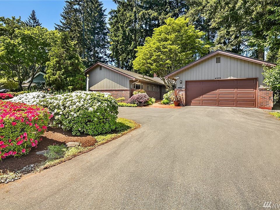 1st image of 4225 92nd Ave SE