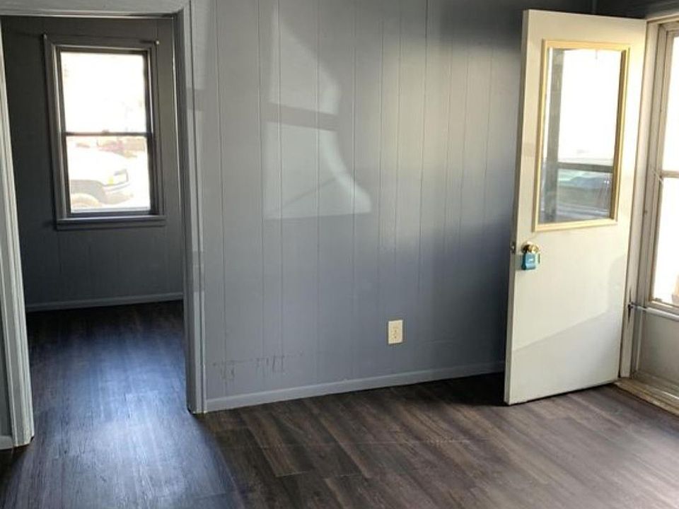 701 Oilfield Ave Shelby MT Zillow