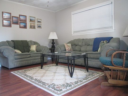 2nd image of 1021 Miller Pl
