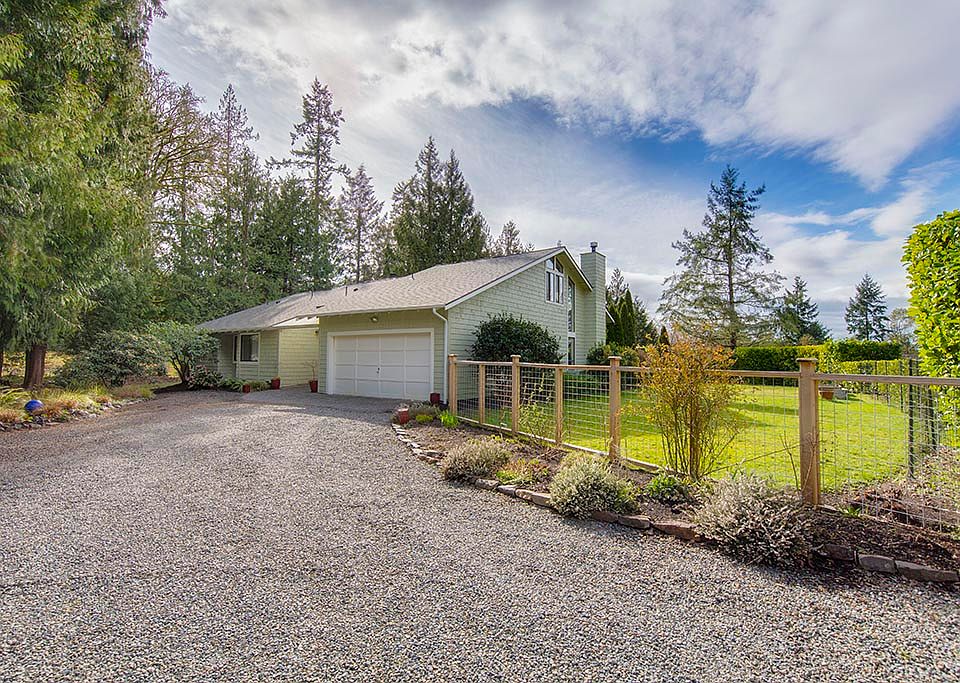 1st image of 6585 NE Honeysuckle Ln
