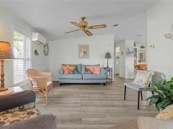 5017 Gulfgate Ln, Saint James City, FL 33956