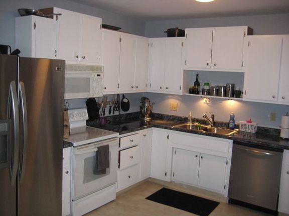 3rd image of 329 N Park Ave