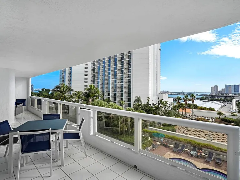 1717 N Bayshore Dr #14-ID1054110P — Photo 9