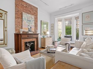 54 E 83rd St APT 3A, New York, NY 10028