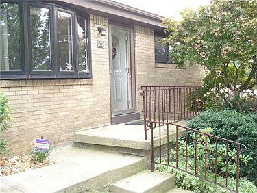 2nd image of 832 Joyce Dr