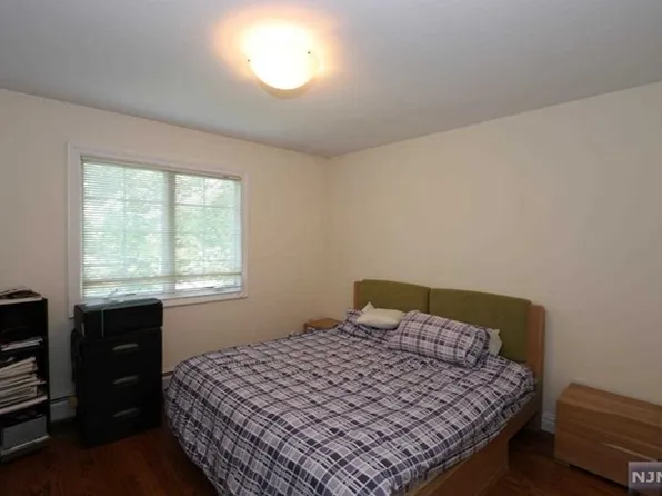 1513 13th Street image 23 of 26