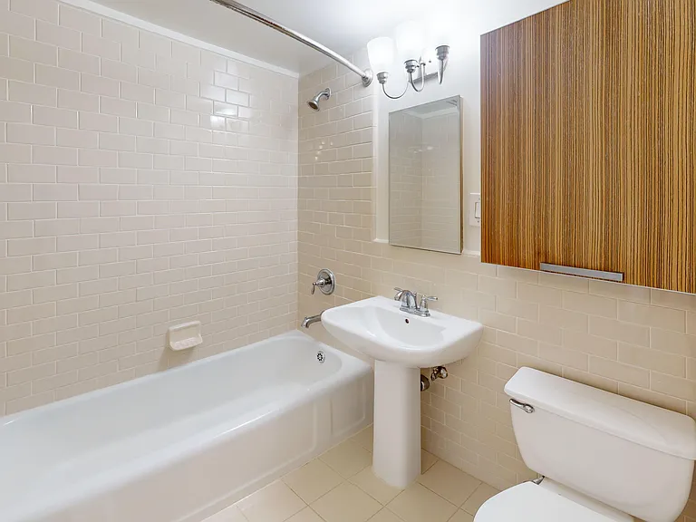 Parkmerced Apartments — Photo 42