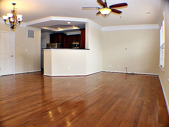 5th image of 3536 Huntley Manor Ln