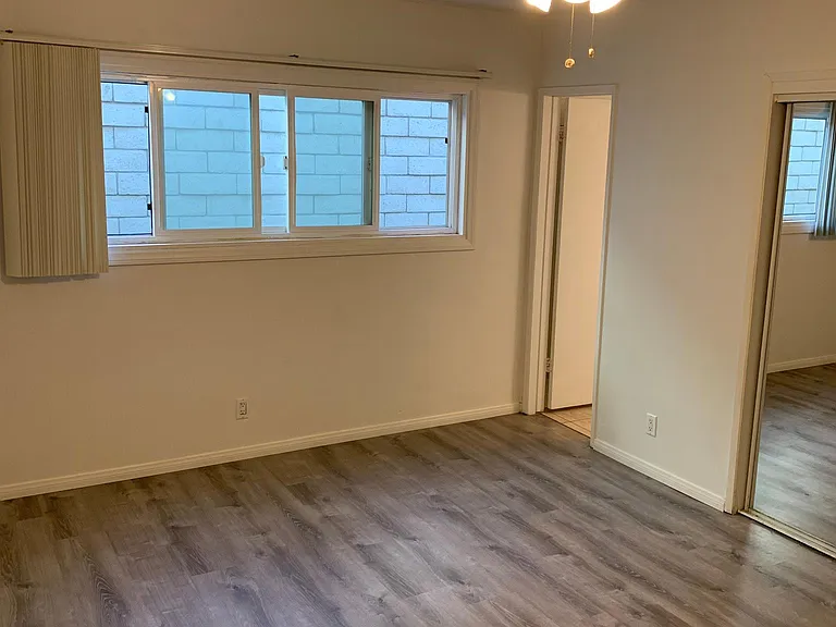 3626 Redondo Beach Blvd #C — Photo 10