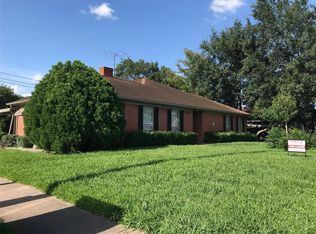 8214 Beechnut St, Houston, TX 77036