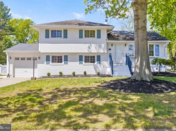 2016 Whatley Rd, Hamilton, NJ 08690