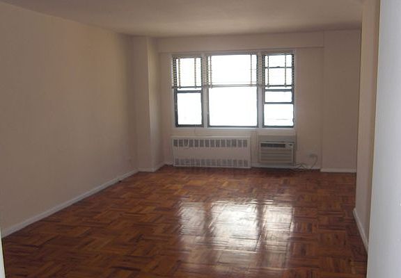 2nd image of 12360 83rd Ave APT 7V