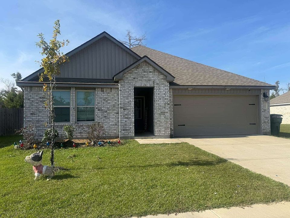 1st image of 761 Gold Finch Way