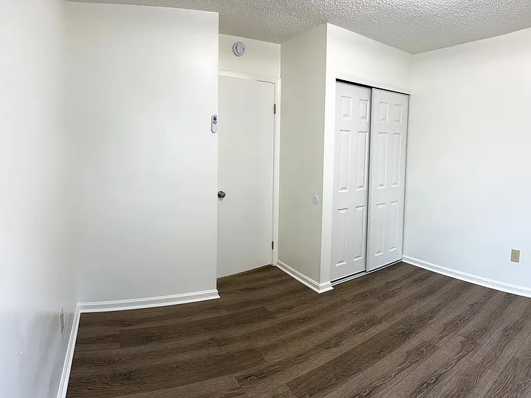 874 Jamestown Landing Rd — Photo 29