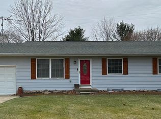 10289 E Lovejoy Rd, Perry, MI 48872