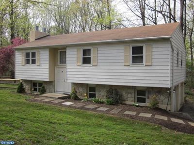 102 Camelot Ct, Honey Brook, PA, 19344