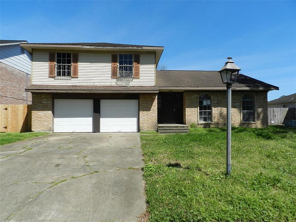 1st image of 10923 Sageburrow Dr