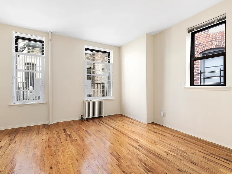 169 W 80th St #5B — Photo 2
