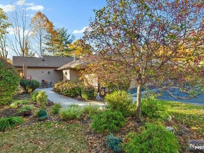 222 Mountainview Dr, Mahwah, NJ, 07430