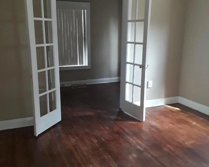 1311 S Indian Ave — Photo 6