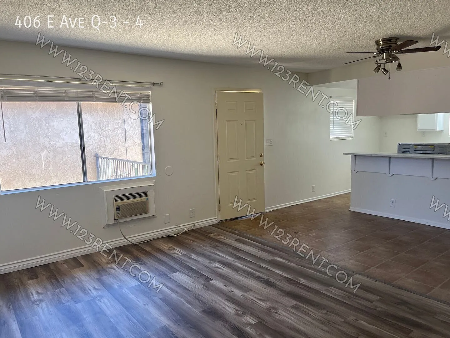 2bd/ 1bth Upgraded Apartment East Palmdale — Photo 3