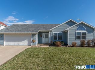 350 Pheasant Ave, Marion, IA 52302