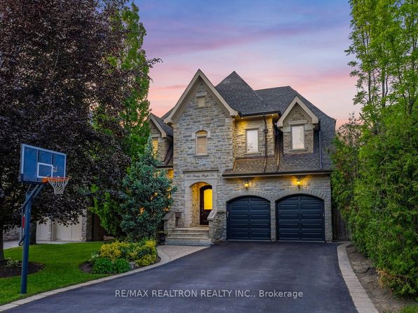 160 King High Dr, Vaughan, ON L4J 3N5