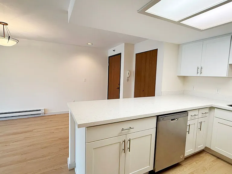 The Sandridge, LLC — Photo 30