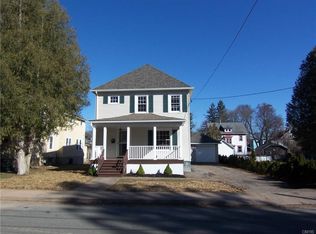 214 Allen Park Pl, Oneida, NY 13421