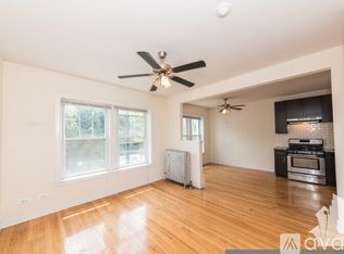 2008 W Foster Ave #3B, Chicago, IL 60625