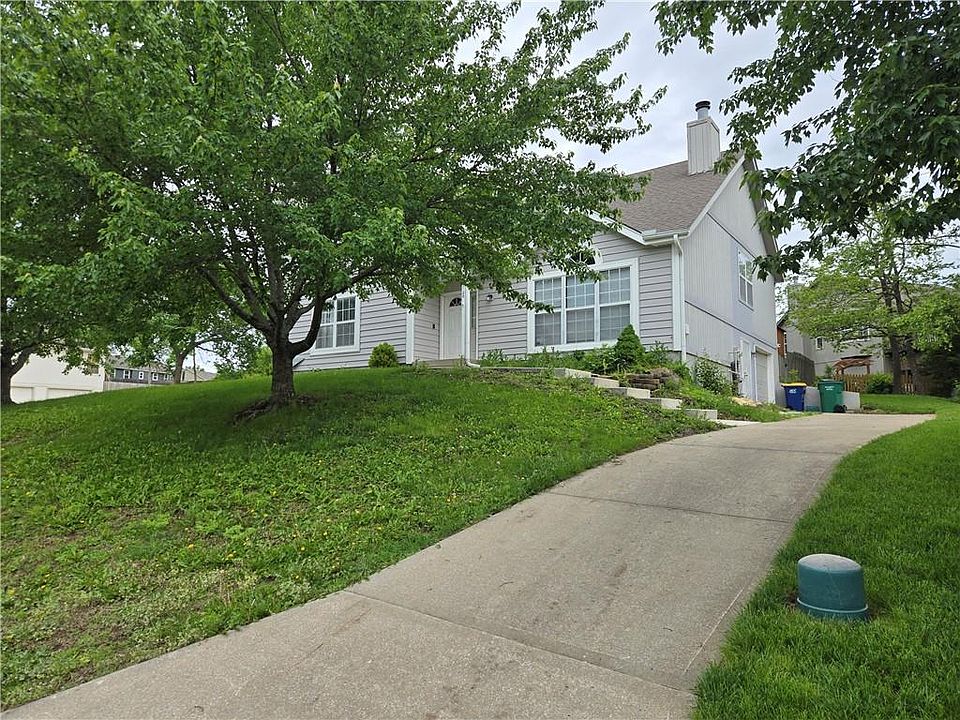 1st image of 2128 SW British Dr