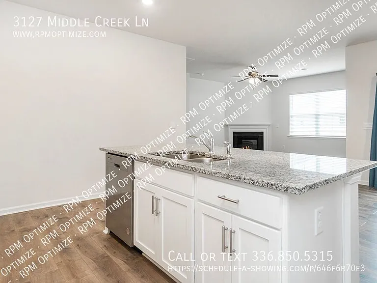 3127 Middle Creek Ln — Photo 12