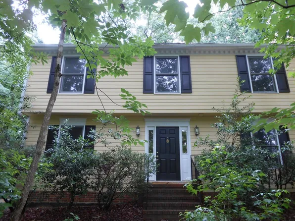 120 Kingston Dr #A, Chapel Hill, NC 27514