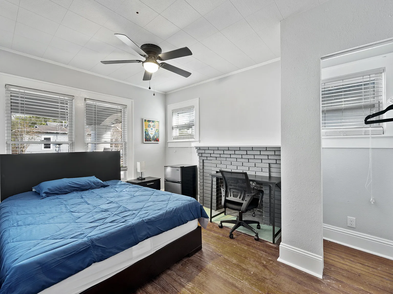 4 bed, 2.0 bath, 1500 sqft, $810 — Photo 1