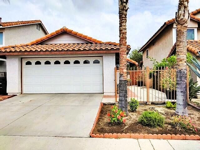 1st image of 1042 Christobal Ln