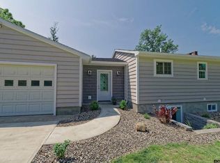 253 Turner Rd, Troy, NY 12182