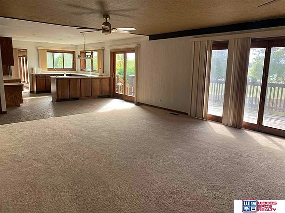 3rd image of 2721 S 66th Pl